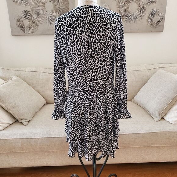Michael Kors Long Sleeve V-neck Fit Flare Dress size Large - NEW - Picture 10 of 16